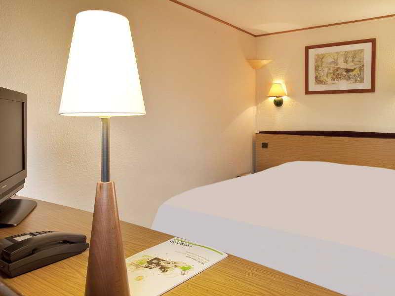 Campanile Dunkerque Est - Armbouts-Cappel Hotel Kamer foto